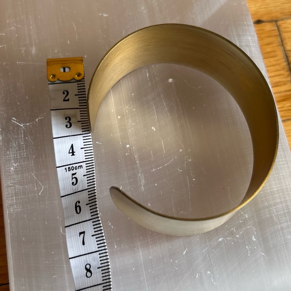 Brass cuff - Picture 3 of 5